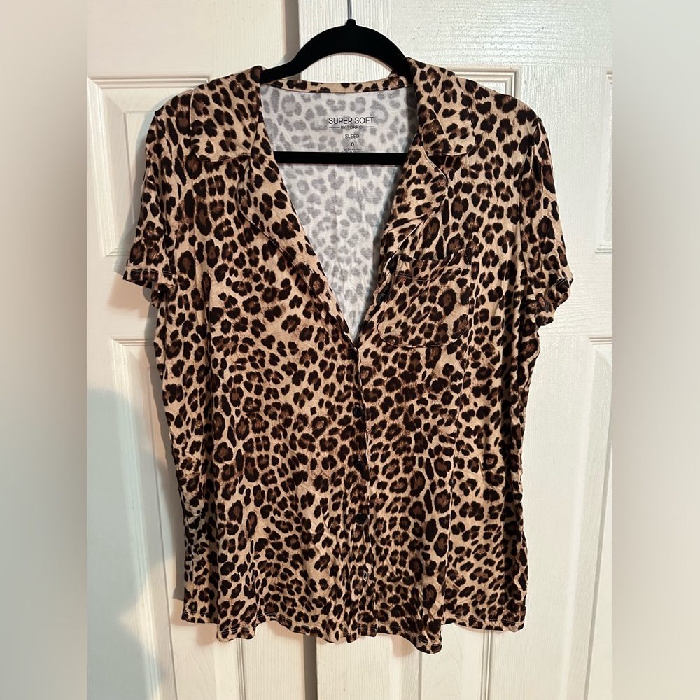 Torrid Super Soft Button Through Short Sleeve Sleep Shirt, Leopard, Size 0